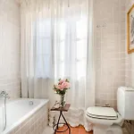 Alberta, Panoramic 4 Bedrooms With Private Pool In Close To Town Centre Lucca