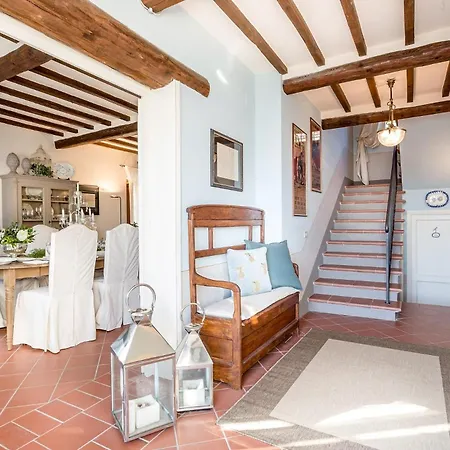 فيلة Alberta, Panoramic 4 Bedrooms With Private Pool In Close To Town Centre *