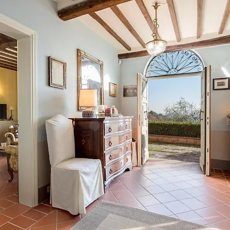 Villa Alberta, Panoramic 4 Bedrooms With Private Pool In Close To Town Centre Lucca