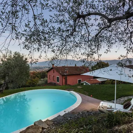 Villa Alberta, Panoramic 4 Bedrooms With Private Pool In Close To Town Centre *